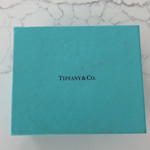 Tiffany & Co. Sterling silver baby comb with pink & blue tassel - Picture 7 of 12